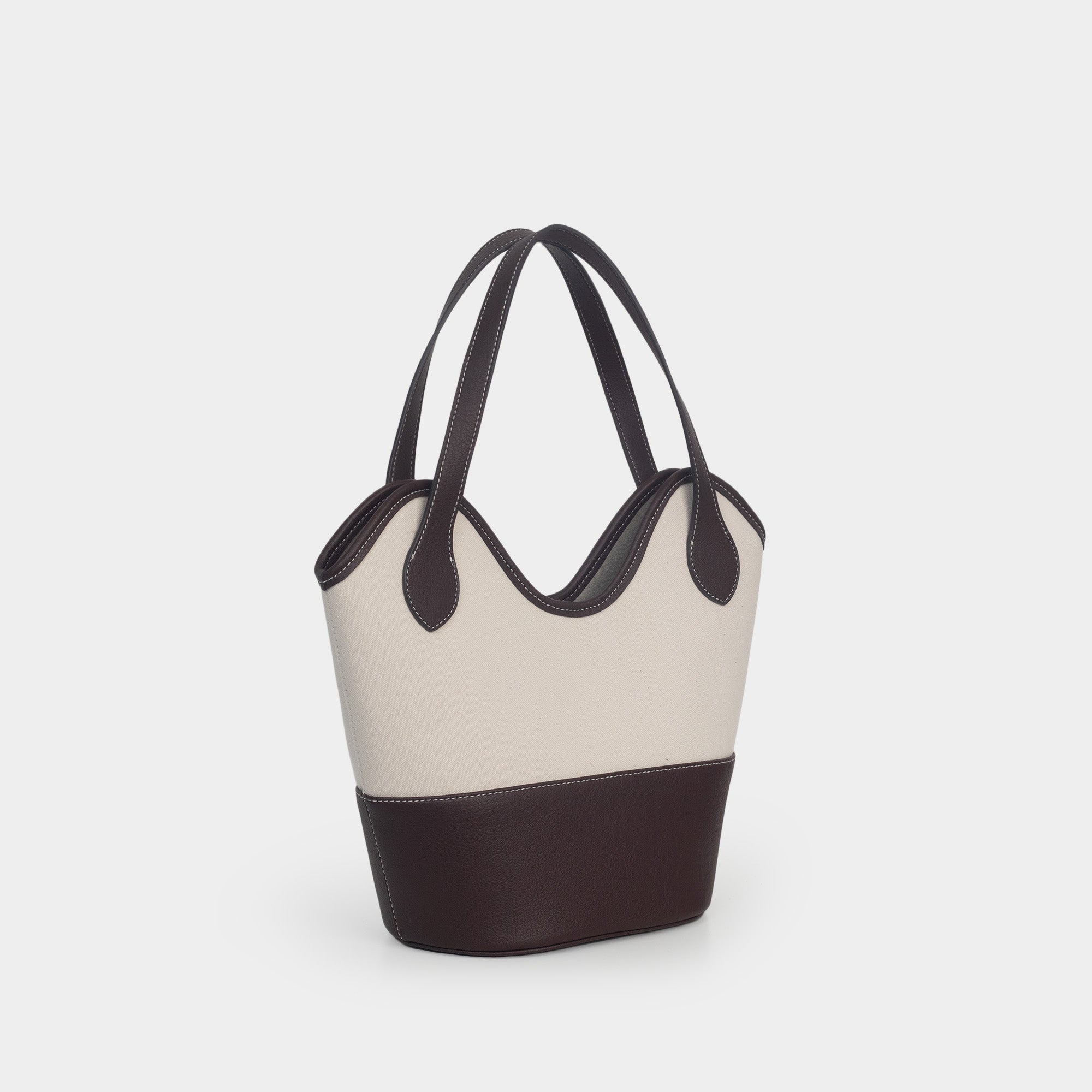 Chloe in Brown